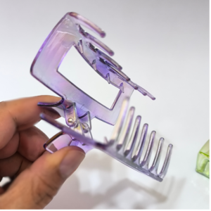 Piraña Rectangular Grande Translúcida | Efecto Iridiscente