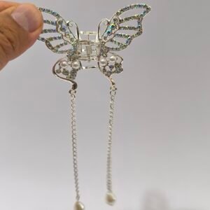 Piraña Mariposa con Cristales y Cadenas para Cabello | Pinza Elegante con Perlas Colgantes