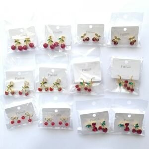 Aretes de Cereza para Mujer en Metal Dorado | Pendientes Juveniles de Moda